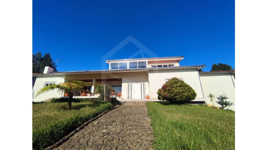 Moradia T3 para Venda em Ossela Foto 43