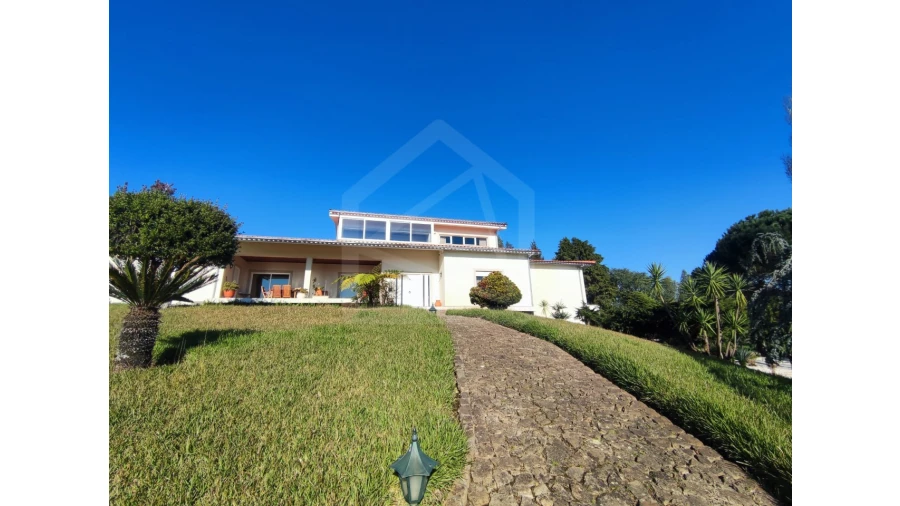 Moradia T3 para Venda em Ossela Foto 44