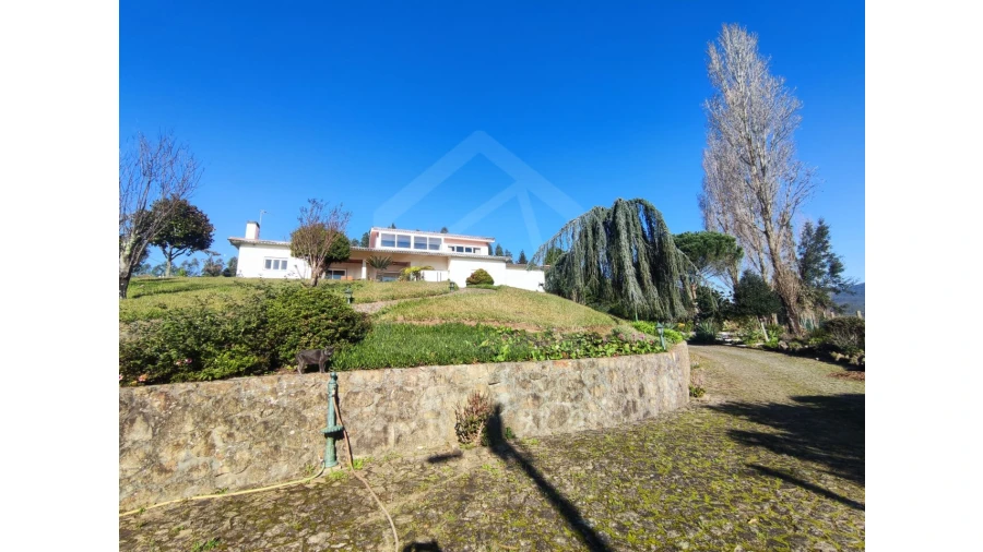 Moradia T3 para Venda em Ossela Foto 45