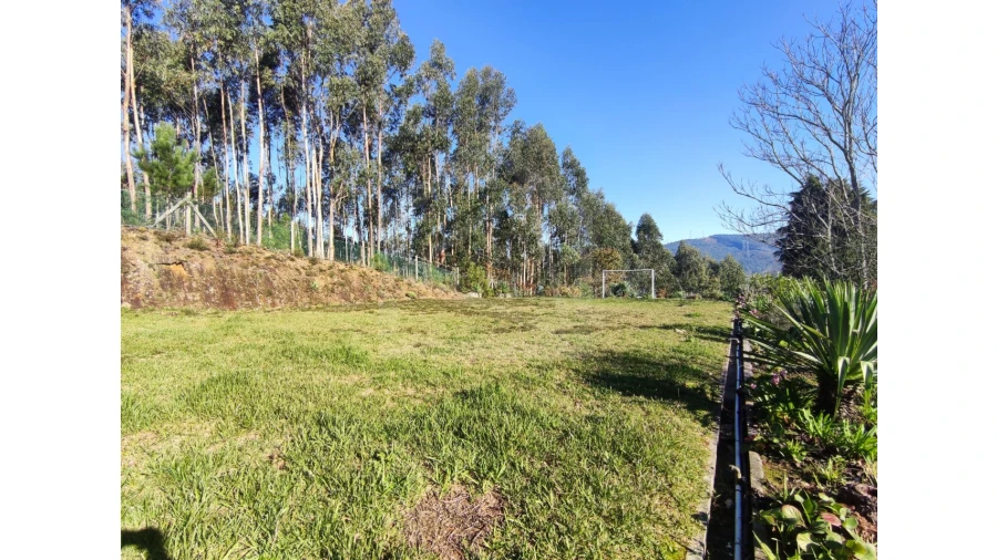 Moradia T3 para Venda em Ossela Foto 71