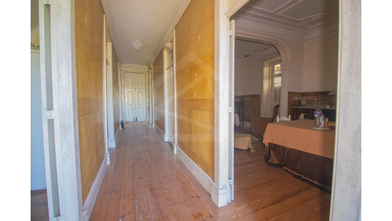 Moradia T7 para Venda em Vila de Cucujães Foto 21