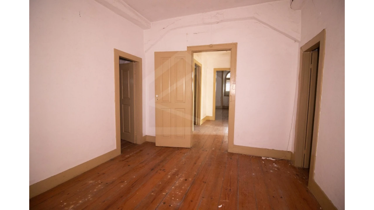 Moradia T7 para Venda em Vila de Cucujães Foto 49