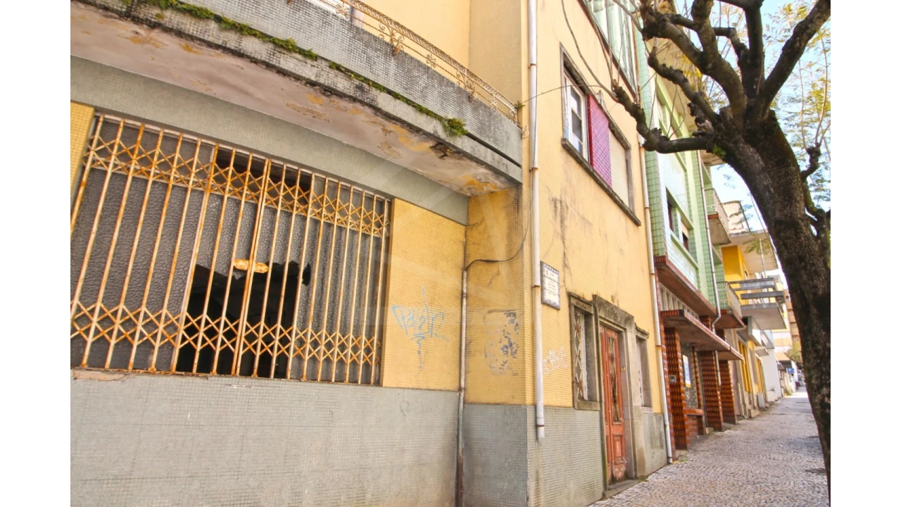 Moradia T5 para Venda em São João da Madeira Foto 43