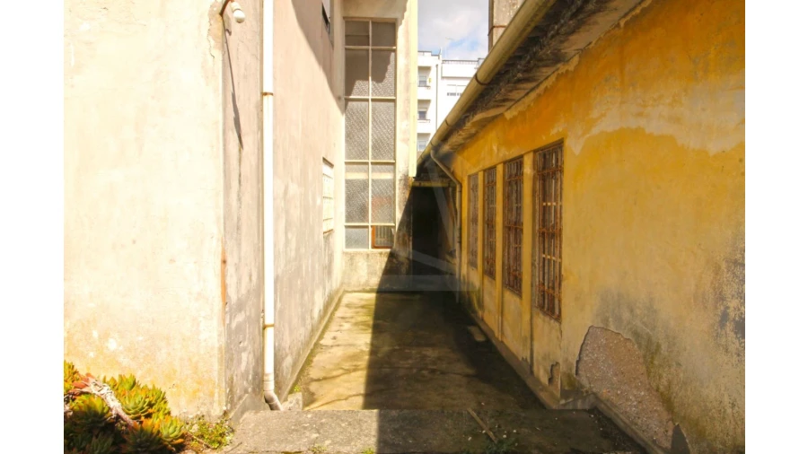 Moradia T5 para Venda em São João da Madeira Foto 7