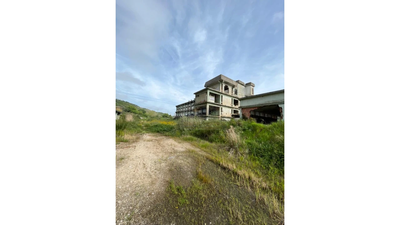 Armazém para Venda em Camarate, Unhos e Apelação Foto 2