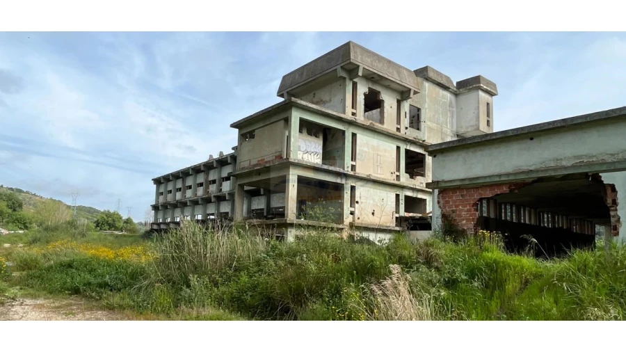 Armazém para Venda em Camarate, Unhos e Apelação Foto 1