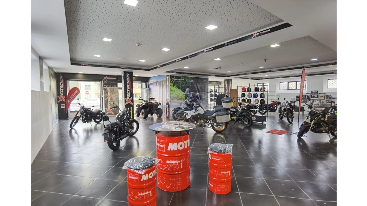 Loja para Venda em Malveira e São Miguel de Alcainça Foto 2