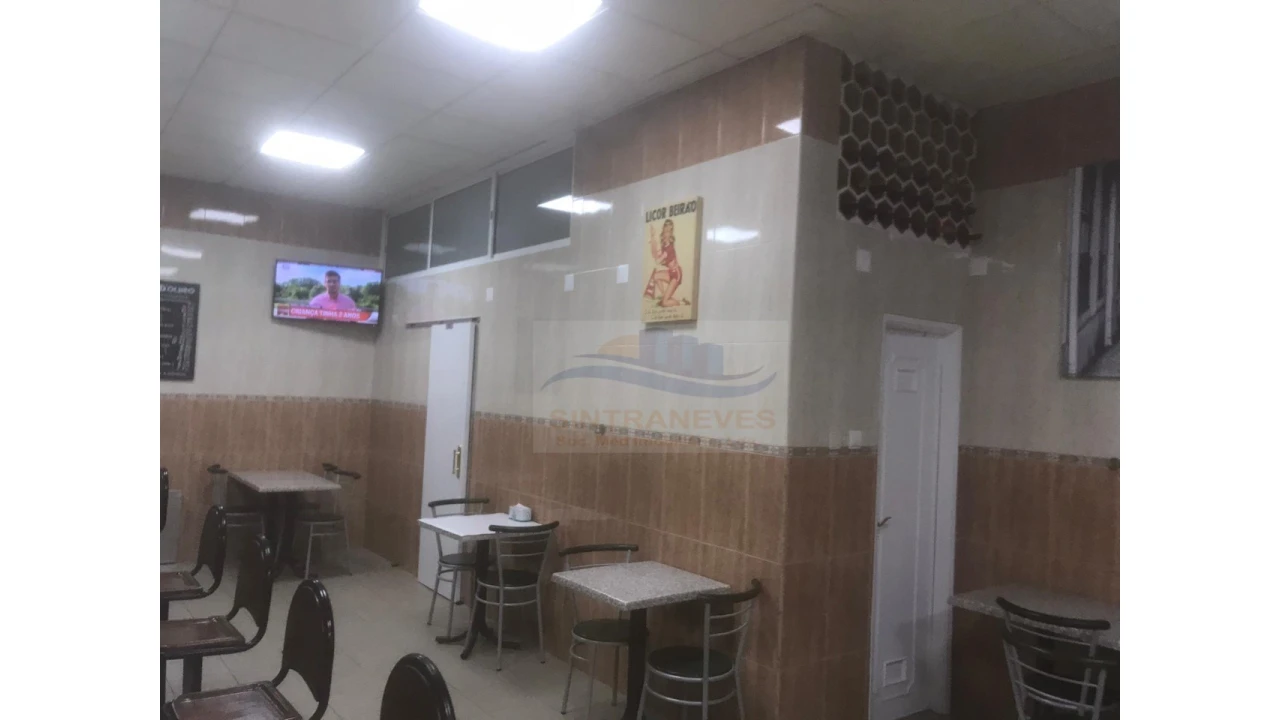 Negócio para Venda em Rio de Mouro Foto 5