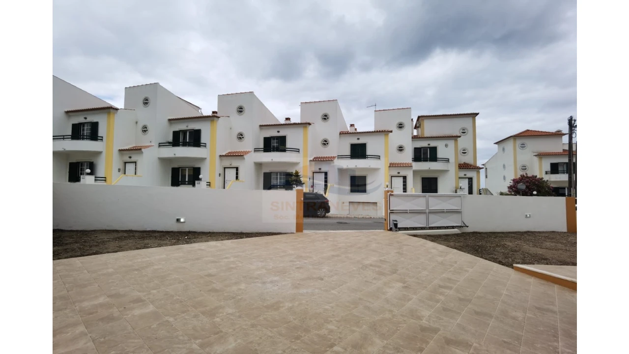 Moradia T3 para Venda em Ericeira Foto 4