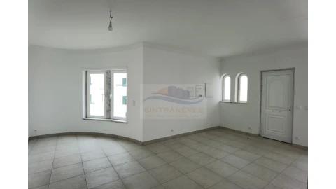 Moradia T3 para Venda em Ericeira