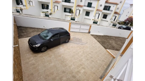 Moradia T3 para Venda em Ericeira