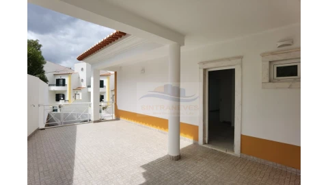 Moradia T3 para Venda em Ericeira