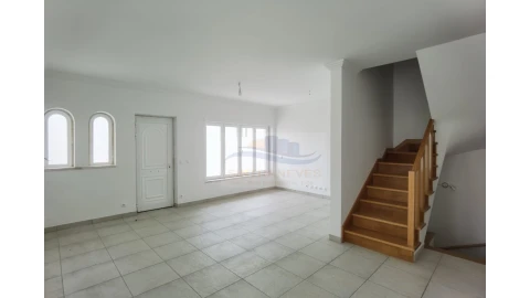 Moradia T3 para Venda em Ericeira