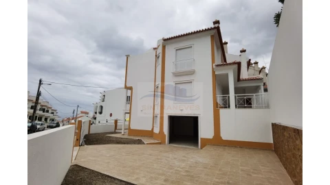 Moradia T3 para Venda em Ericeira