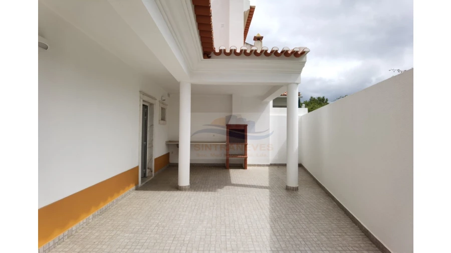 Moradia T3 para Venda em Ericeira Foto 10