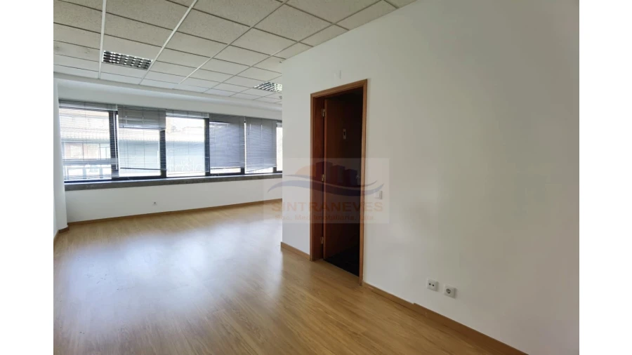 Escritório para Arrendamento em Carnaxide e Queijas Foto 4