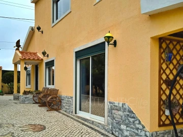 Moradia T3 para Venda em São João das Lampas e Terrugem