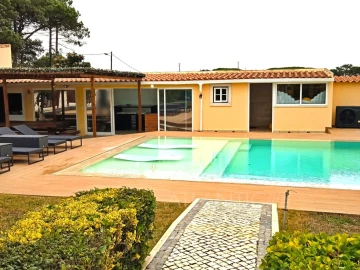 Moradia T3 para Venda em São João das Lampas e Terrugem