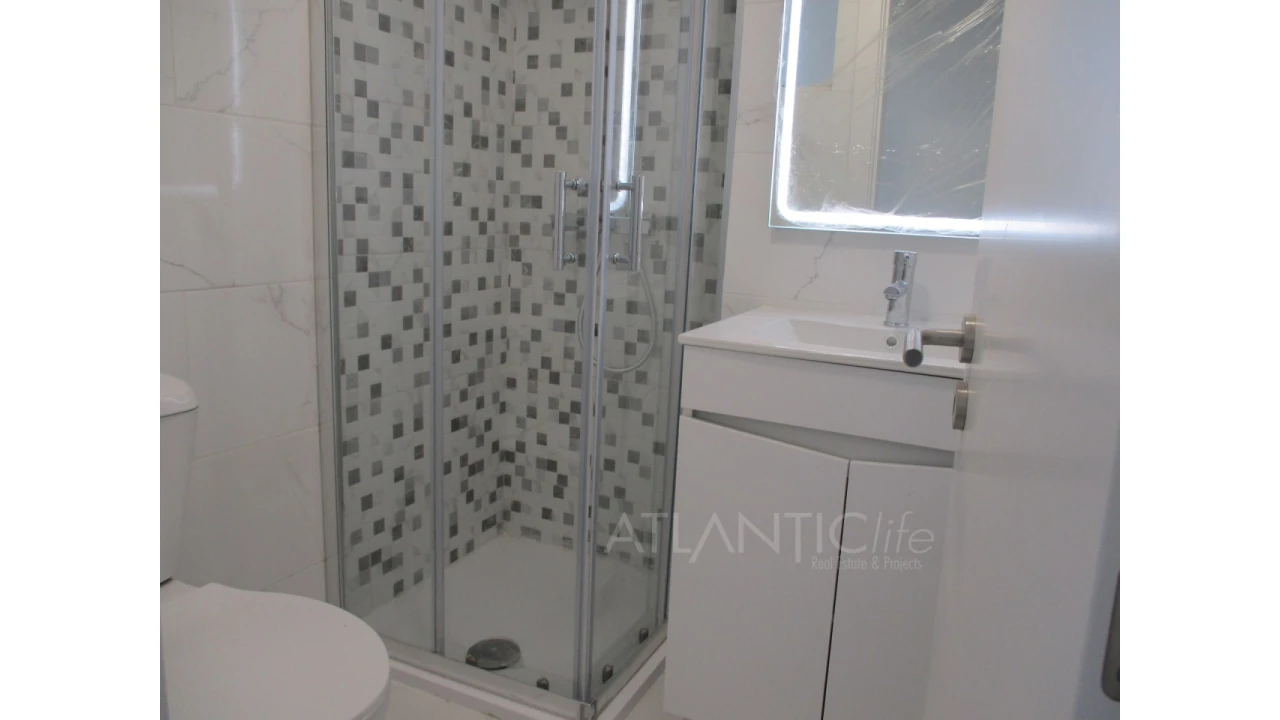 Moradia T9 para Venda em Ajuda Foto 10