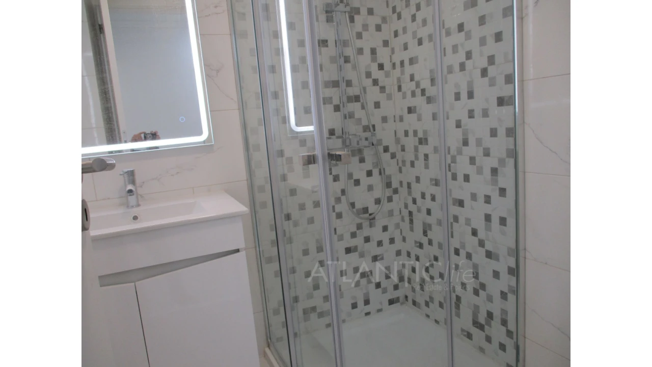 Moradia T9 para Venda em Ajuda Foto 13