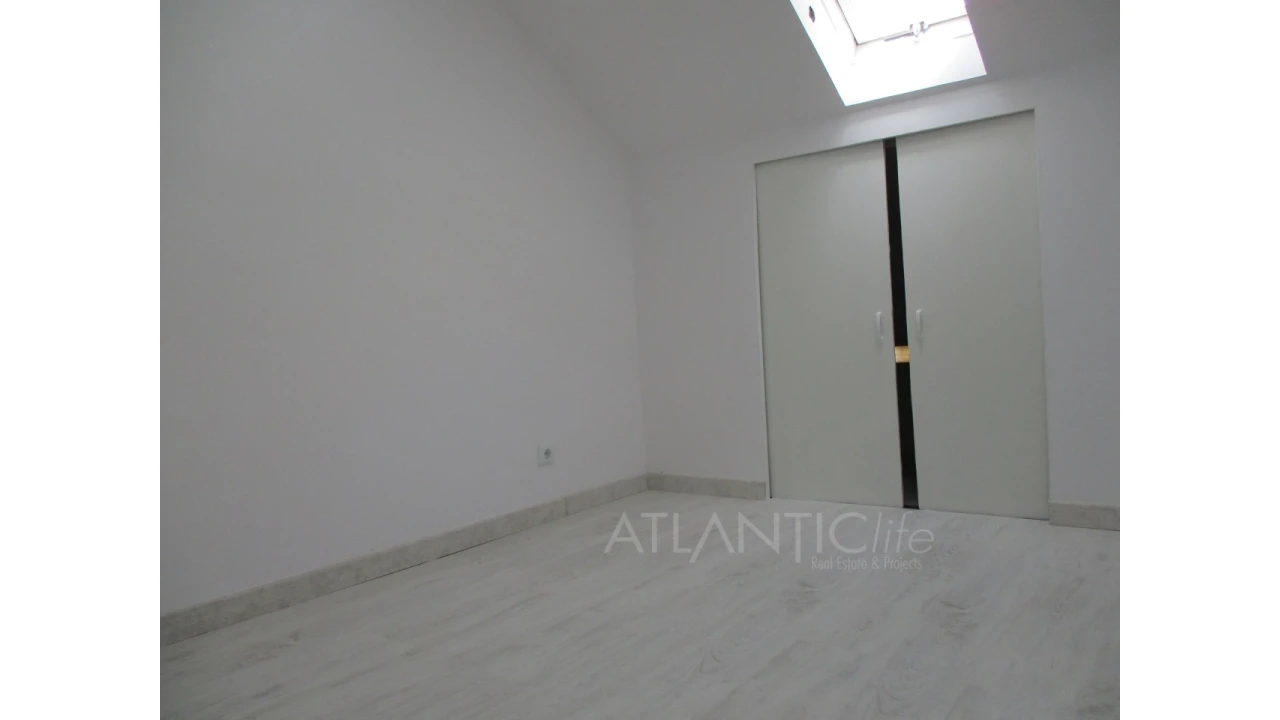 Moradia T9 para Venda em Ajuda Foto 17