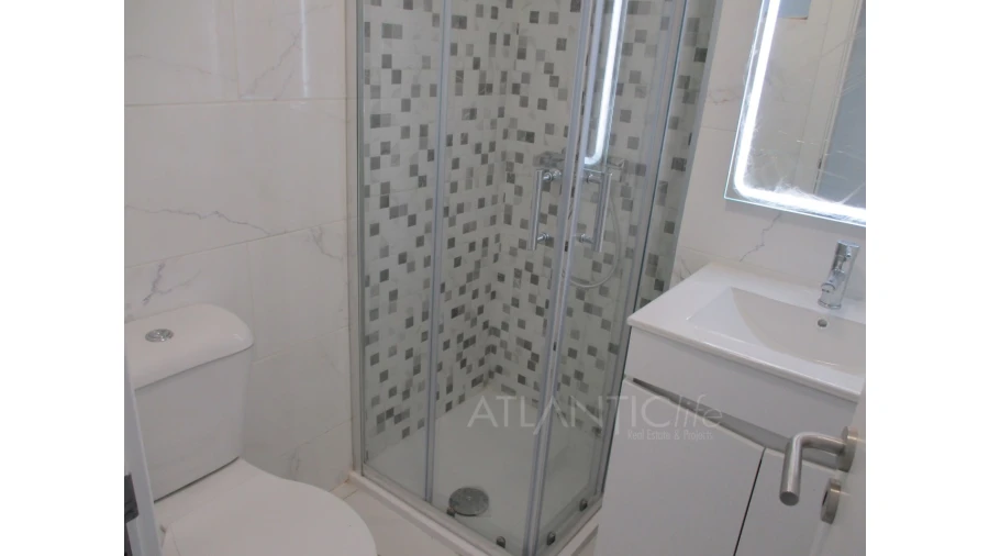 Moradia T9 para Venda em Ajuda Foto 11