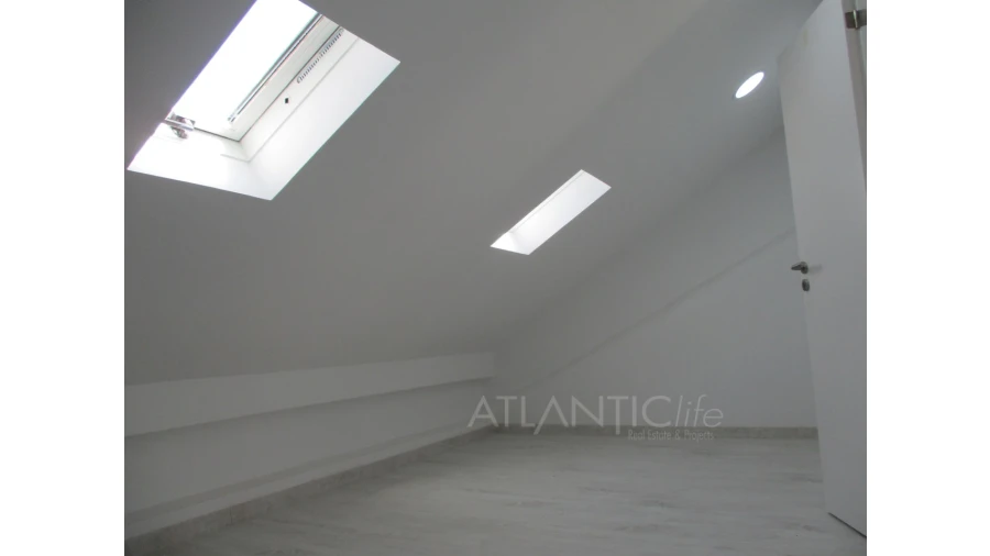 Moradia T9 para Venda em Ajuda Foto 15