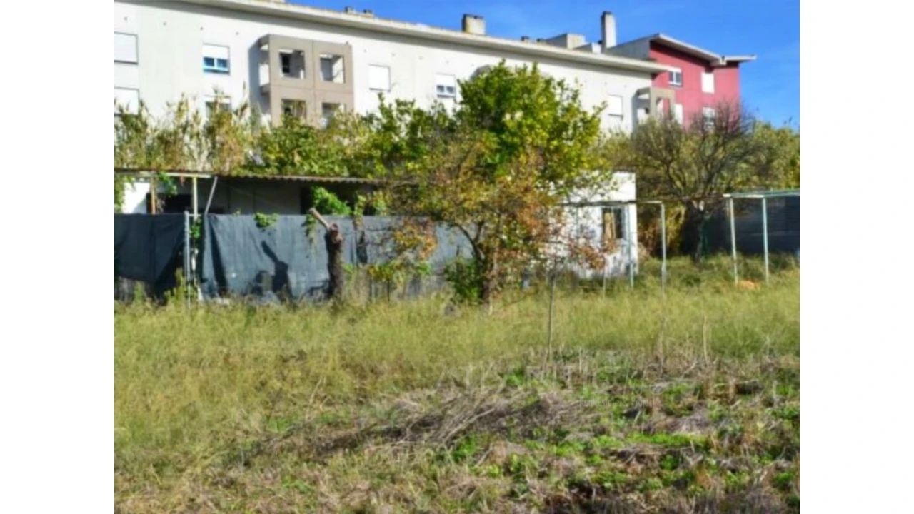 Terreno para Venda em Ajuda Foto 1