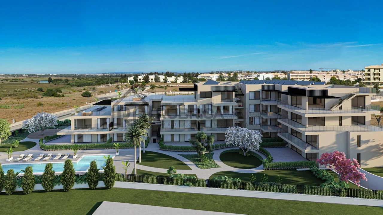 Apartamento T2 para Venda em Quarteira Foto 7