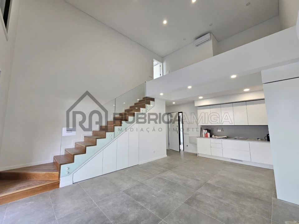 Apartamento T2 para Venda em Quarteira Foto 22
