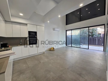 Apartamento T2 para Venda em Quarteira