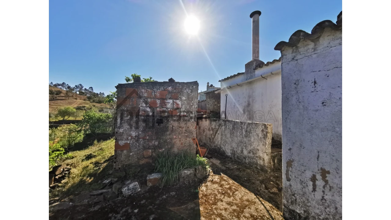 Quinta T3 para Venda em Salir Foto 7