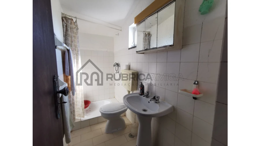 Quinta T3 para Venda em Salir Foto 16