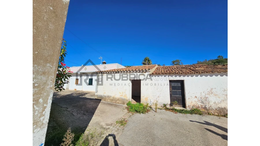 Quinta T2 para Venda em Querença, Tôr e Benafim Foto 11