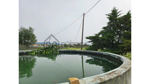Moradia T3 para Venda em Santa Barbara de Nexe
