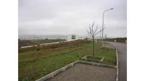 Terreno para Venda em Samora Correia