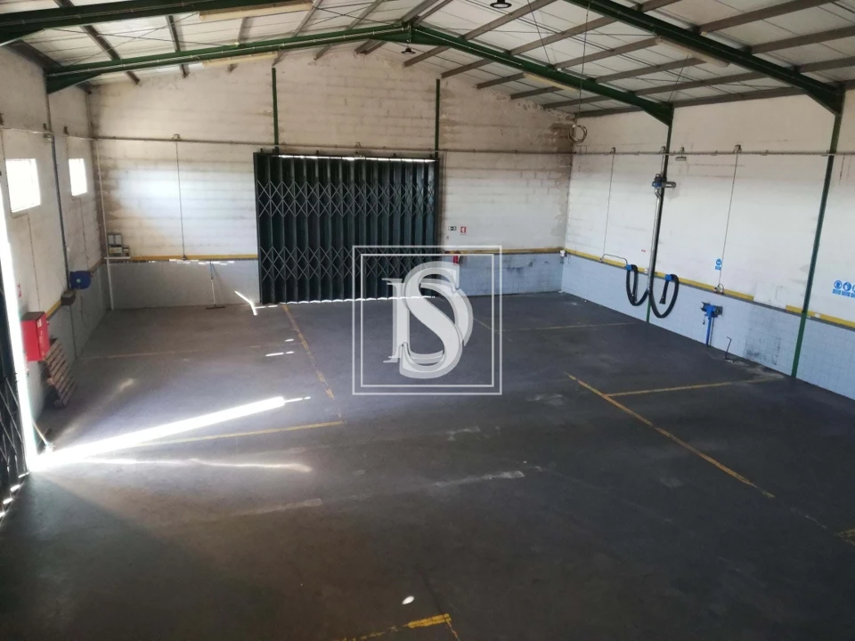 Armazém para Venda em Assentiz Foto 4