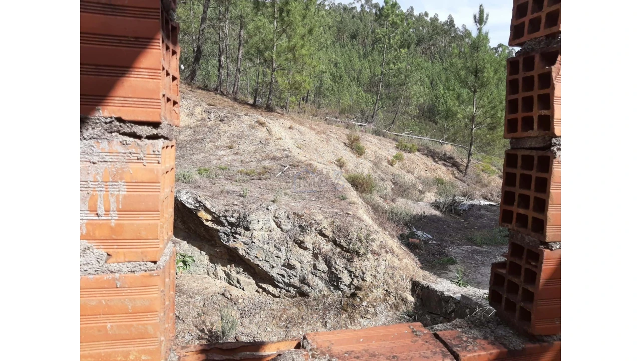 Moradia T2 para Venda em Cernache do Bonjardim, Nesperal e Palhais Foto 17