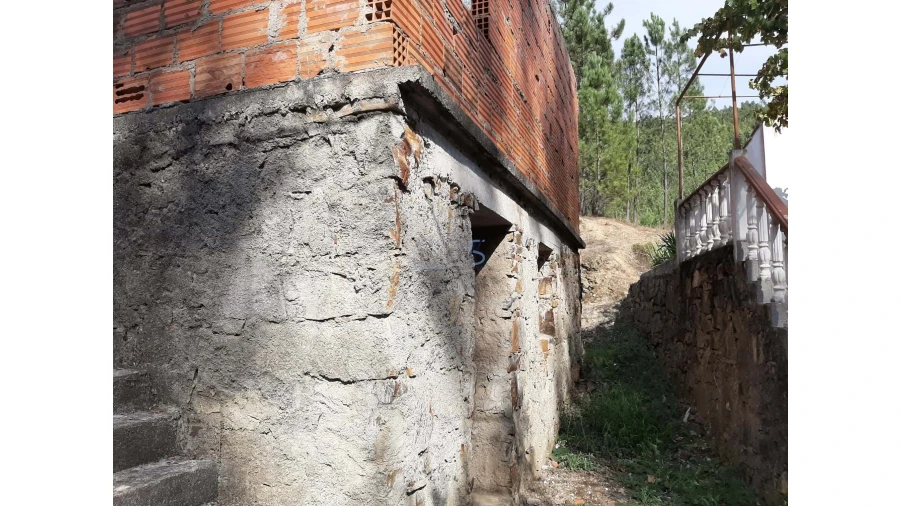 Moradia T2 para Venda em Cernache do Bonjardim, Nesperal e Palhais Foto 18