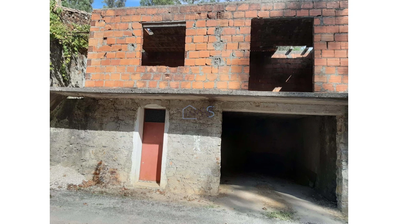 Moradia T2 para Venda em Cernache do Bonjardim, Nesperal e Palhais Foto 3