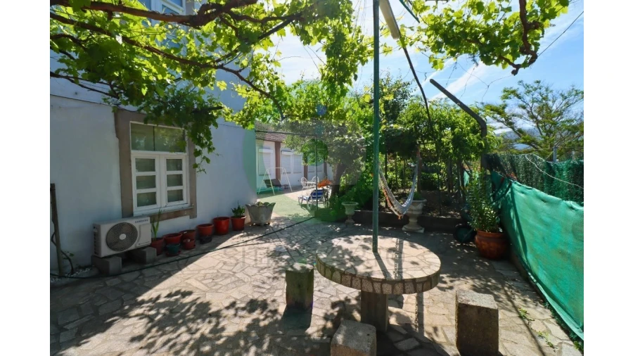 Prédio para Venda em Santa Maria Maior Foto 13