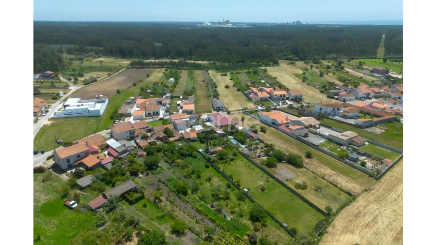 Moradia T2 para Venda em Lavos Foto 8