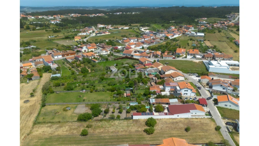 Moradia T2 para Venda em Lavos Foto 9