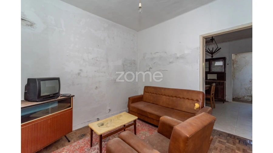 Moradia T2 para Venda em Lavos Foto 13