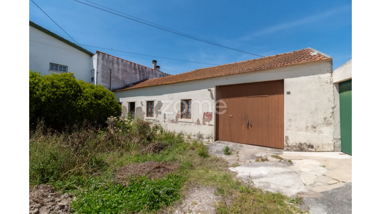 Moradia T2 para Venda em Lavos Foto 4