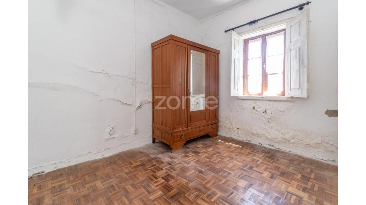 Moradia T2 para Venda em Lavos Foto 18