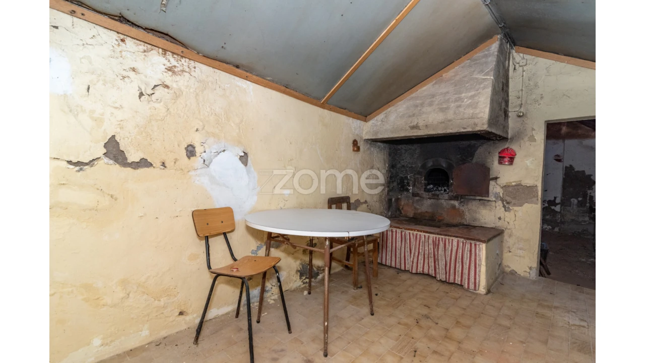 Moradia T2 para Venda em Lavos Foto 22