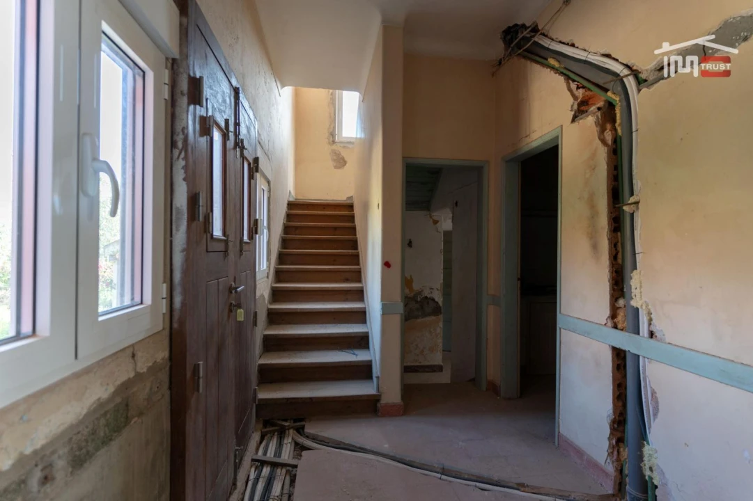 Moradia T4 para Venda em Mira de Aire Foto 8