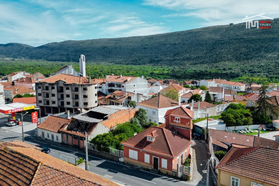 Moradia T4 para Venda em Mira de Aire Foto 35