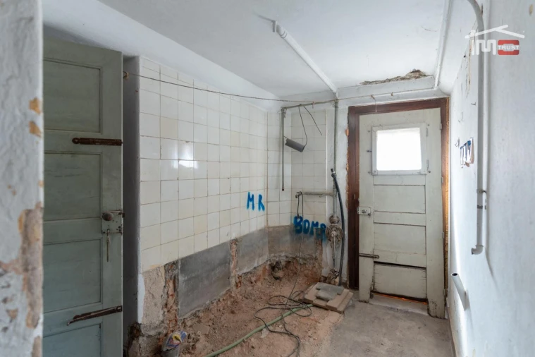 Moradia T4 para Venda em Mira de Aire Foto 5